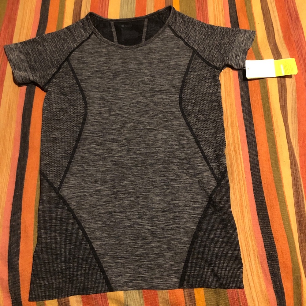 Zella Stand Out Seamless Training Top - Medium
